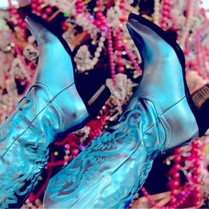 Billini Danilo Ice Blue Metallic Cowboy Boots.